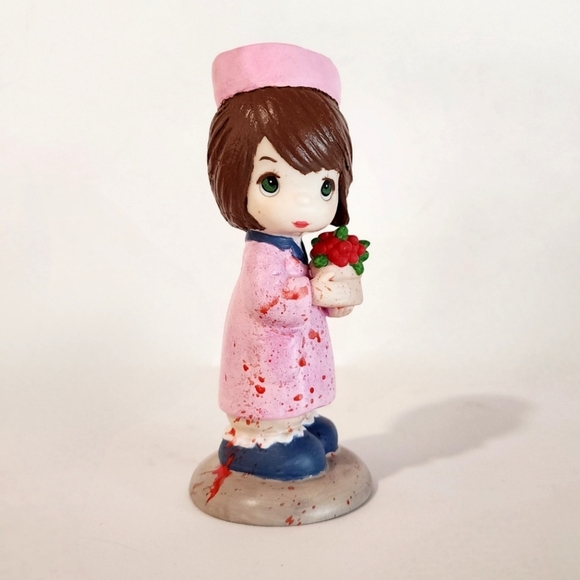 Jackie Kennedy In Chanel Altered Moment Figurine